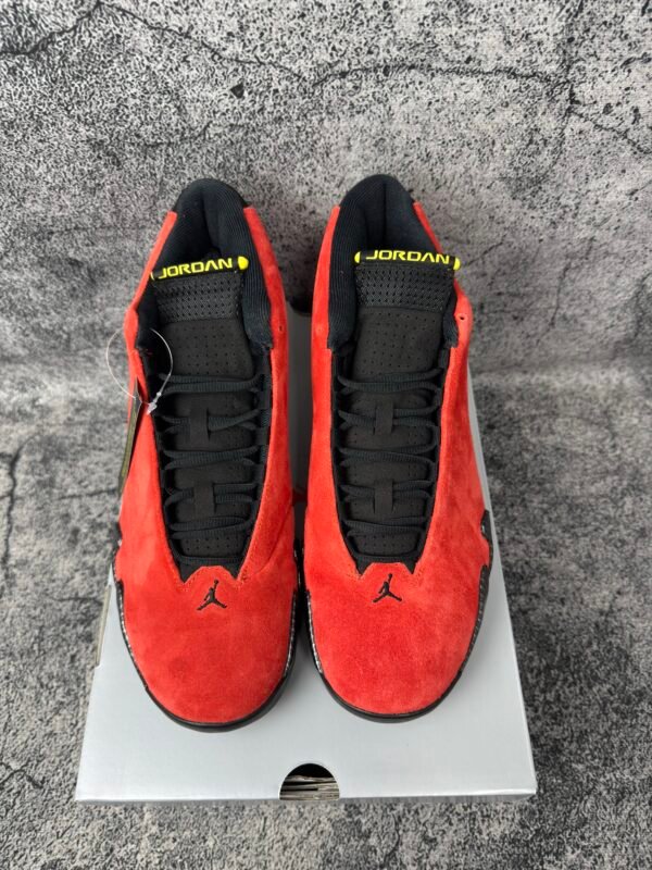 Jordan 14 Retro Ferrari