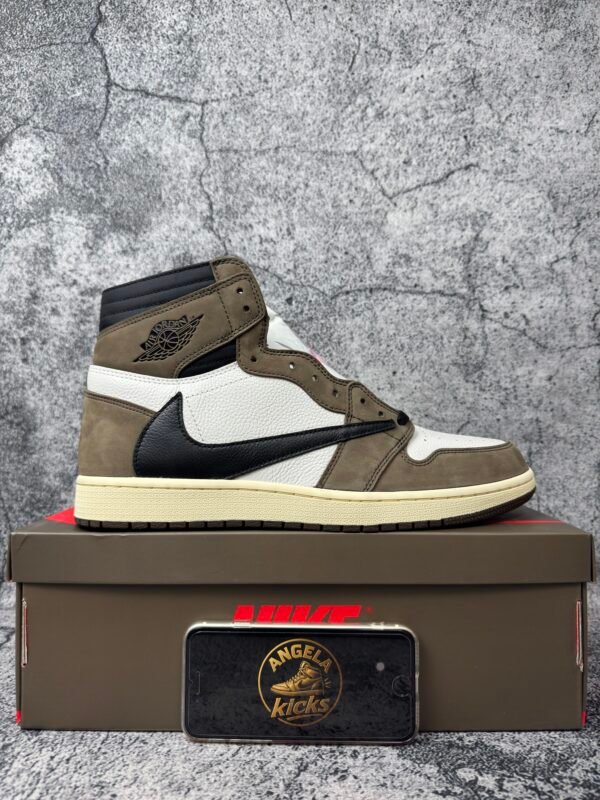 Jordan 1 Retro High OG SP Travis Scott Mocha