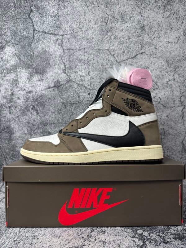 Jordan 1 Retro High OG SP Travis Scott Mocha