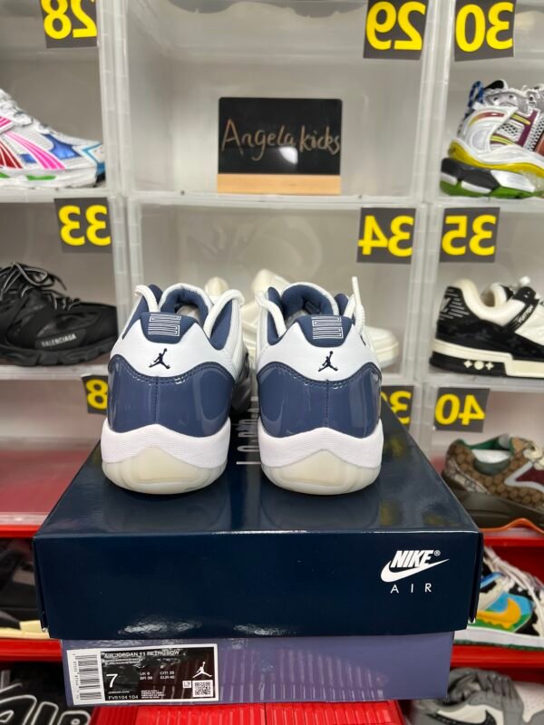 Jordan 11 Retro Low Diffused Blue