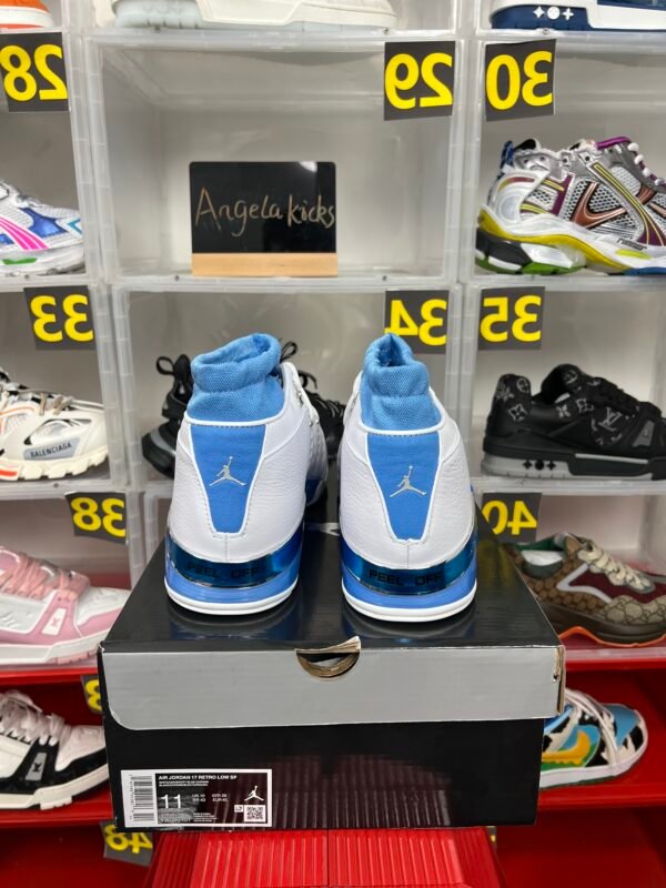 Jordan 17 Retro Low SP University Blue