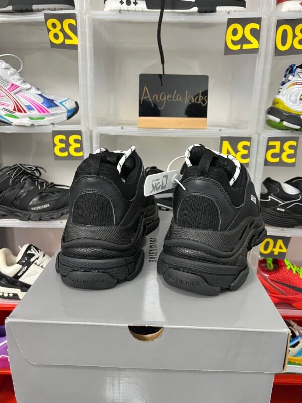 Balenciaga Triple S Black