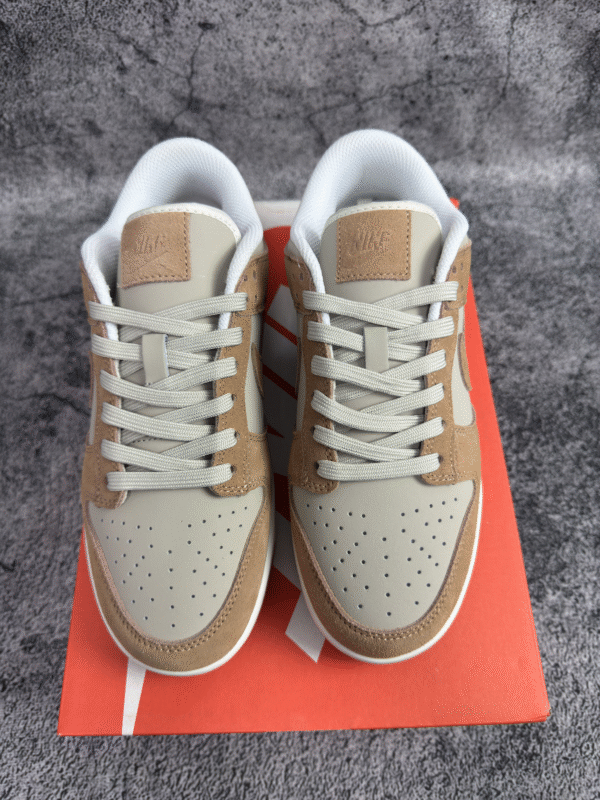 Nike Dunk Low SE Sanddrift