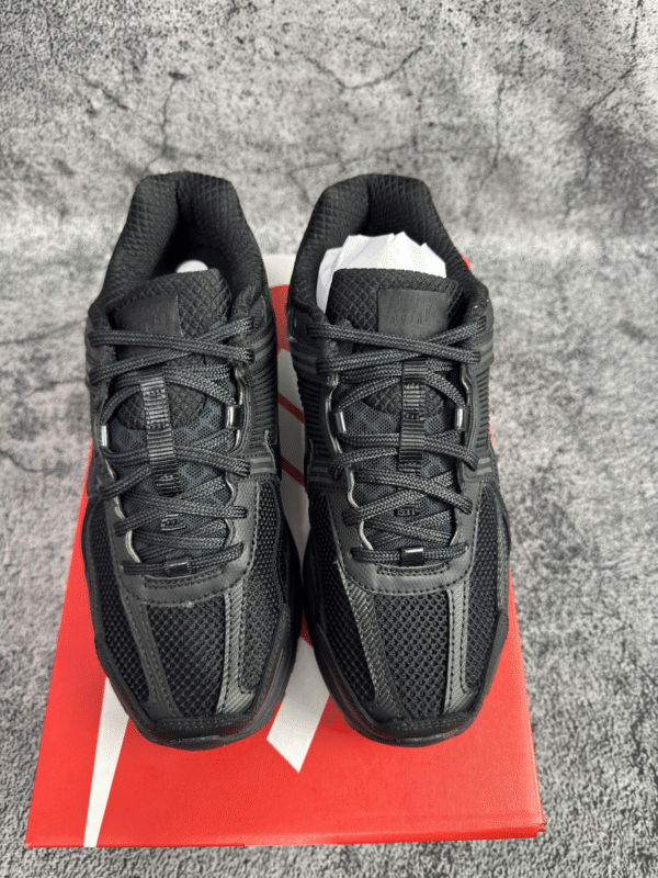 Nike Zoom Vomero 5 Triple Black