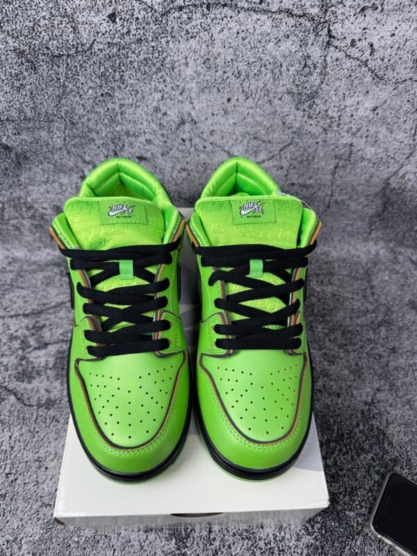 Nike SB Dunk Low The Powerpuff Girls Buttercup