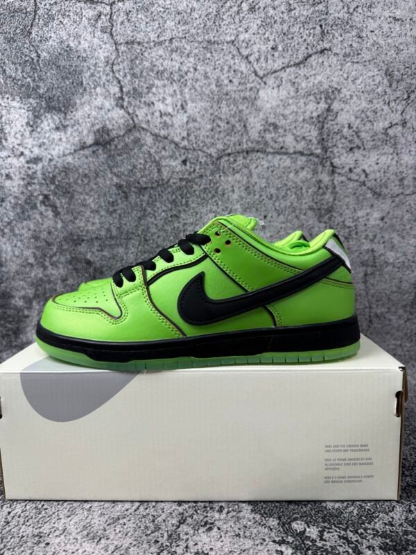 Nike SB Dunk Low The Powerpuff Girls Buttercup