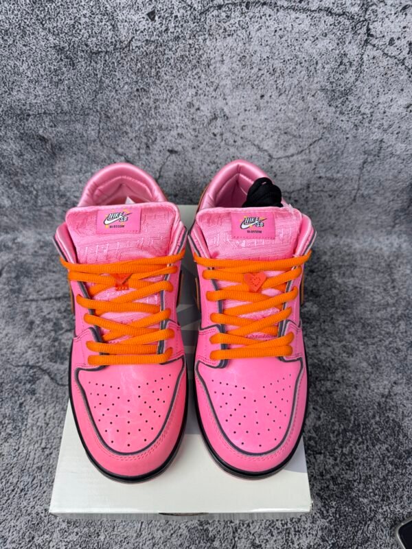 Nike SB Dunk Low The Powerpuff Girls Blossom