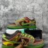 Nike SB Dunk Low De La Soul