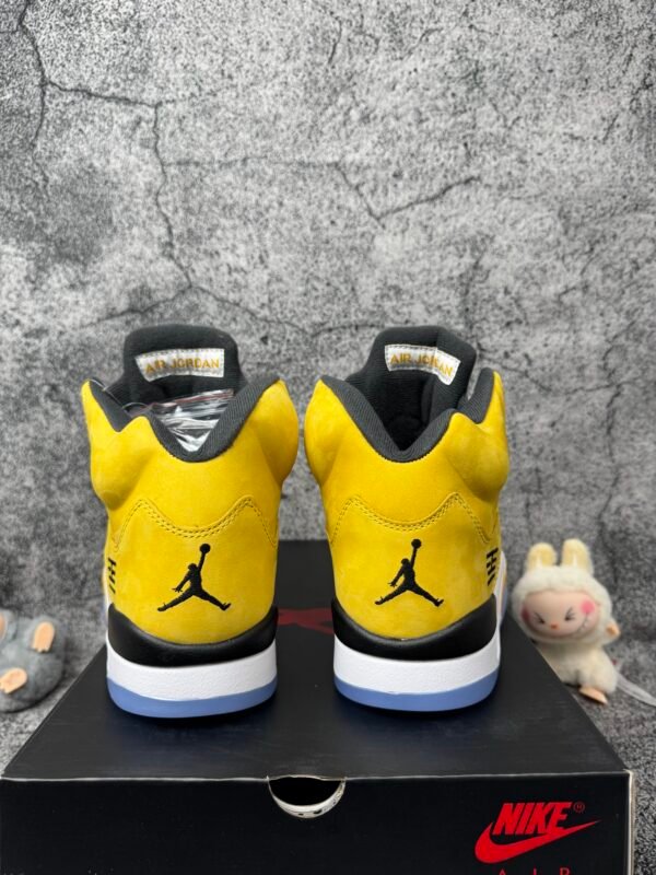 Jordan 5 Retro Tokyo T23