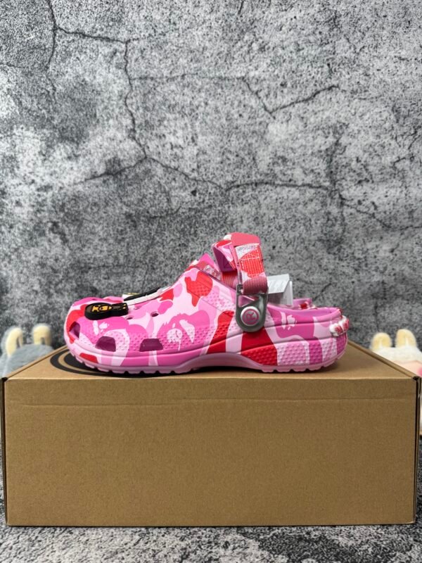 Crocs Classic Clog A Bathing Ape ABC Camo Pink