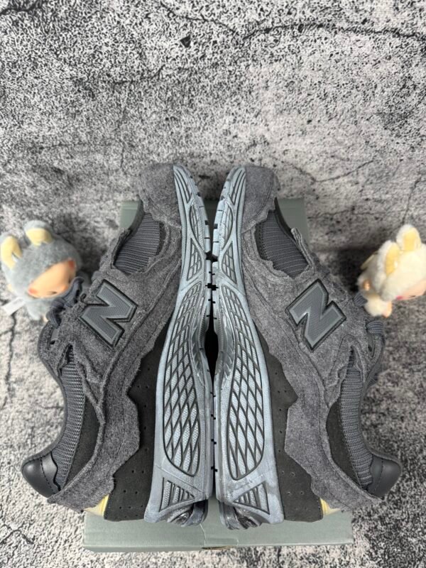 New Balance 2002R Protection Pack Phantom