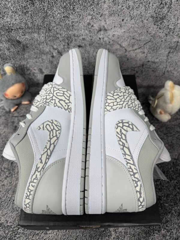 Jordan 1 Low PRM Smoke Grey Elephant