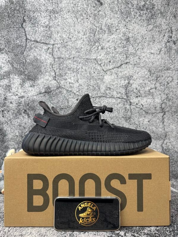 adidas Yeezy Boost 350 V2 Black