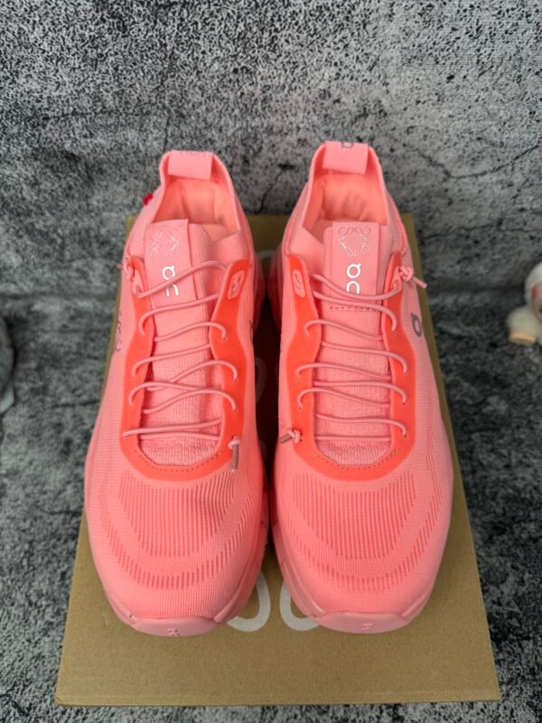 On Running Cloudtilt LOEWE Wild Rose