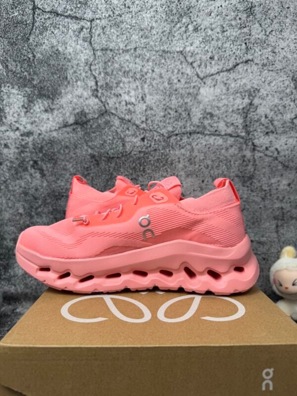 On Running Cloudtilt LOEWE Wild Rose