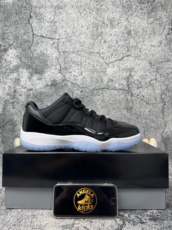 Jordan 11 Retro Low Space Jam