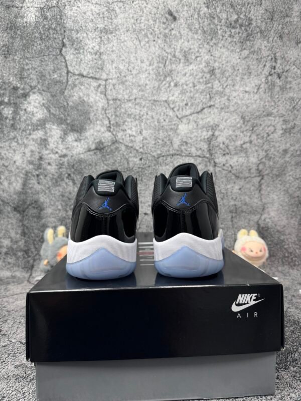 Jordan 11 Retro Low Space Jam