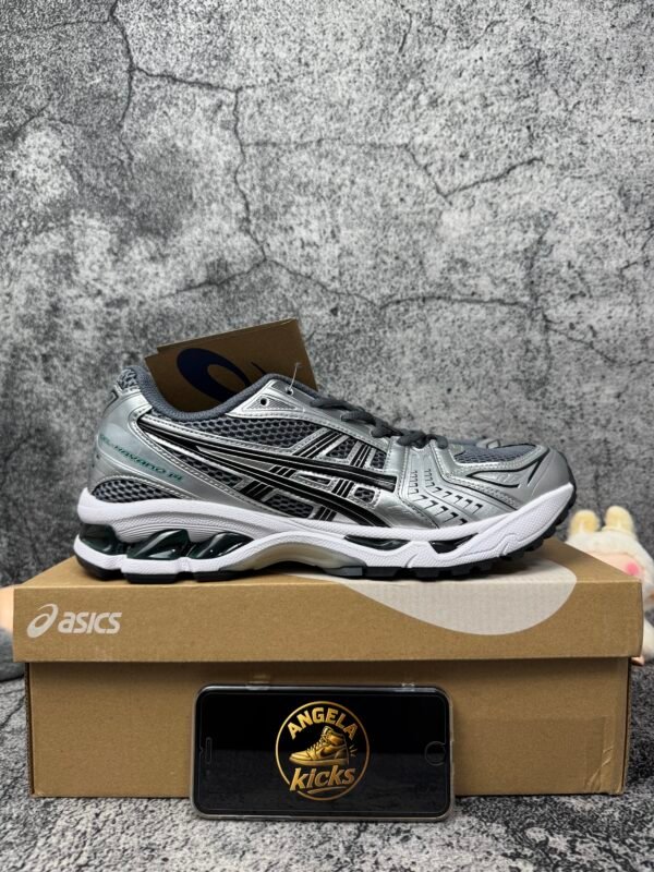ASICS Gel-Kayano