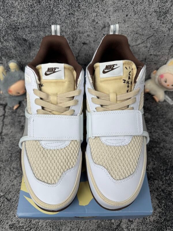 Nike Zoom Field Jaxx Travis Scott Light Chocolate