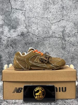 New Balance 530 SL Miu Miu Cinnamon