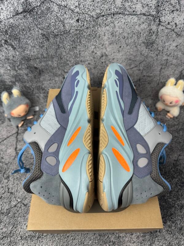adidas Yeezy Boost 700 Carbon Blue