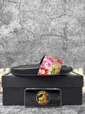 Gucci Slides Bloom Supreme
