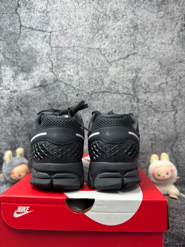 Nike Zoom Vomero 5 Anthracite