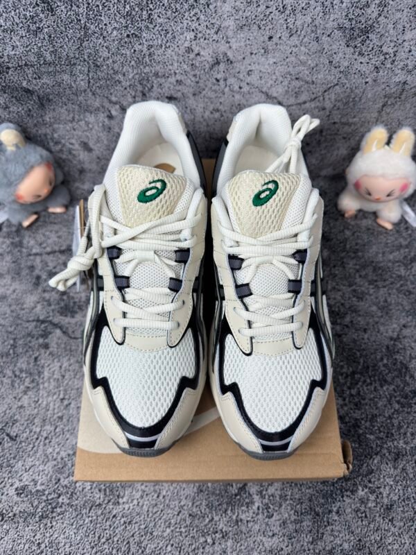 ASICS Gel-NYC 2055 Pale Oak Truffle Grey