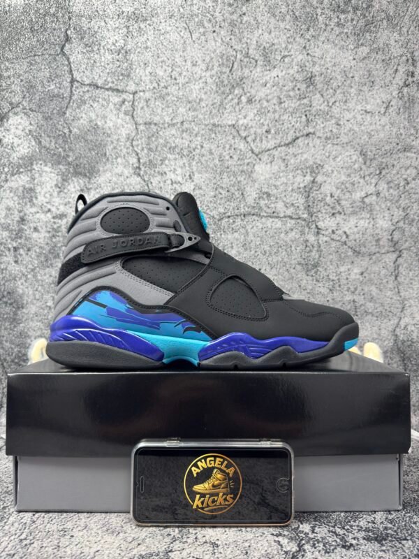 Jordan 8 Retro Aqua