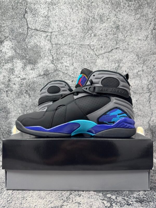 Jordan 8 Retro Aqua