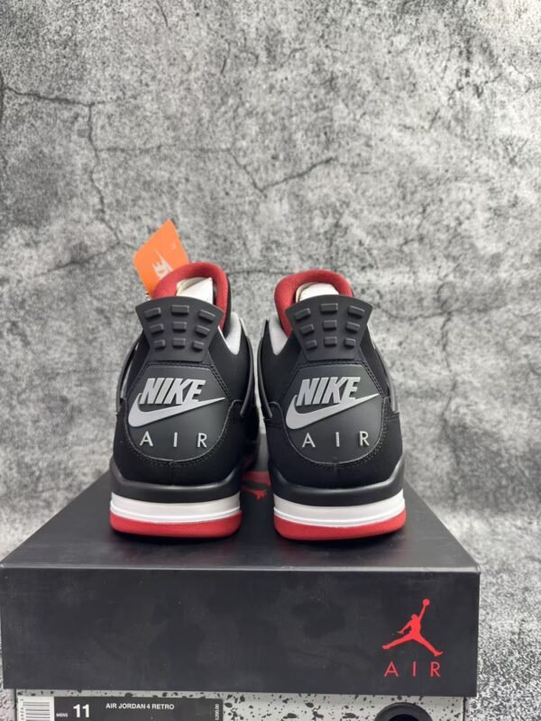 Jordan 4 Retro Bred