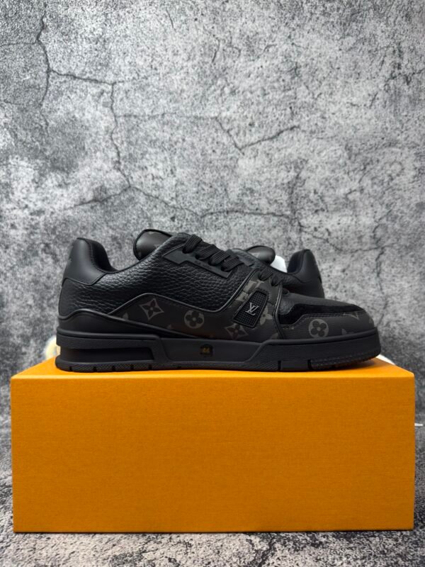 LOUIS VUITTON Trainer