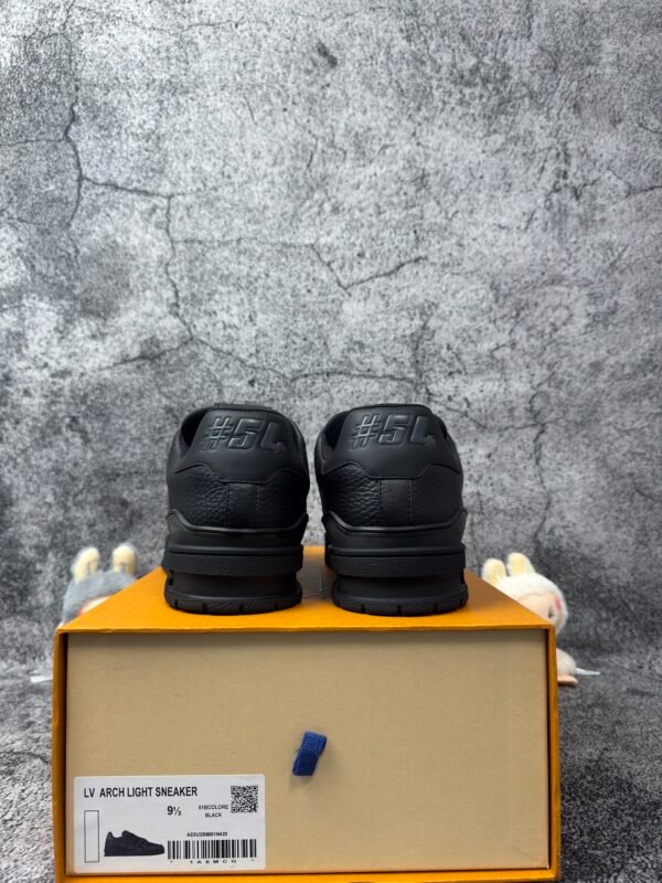 LOUIS VUITTON Trainer