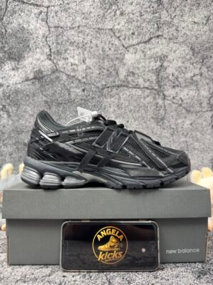 New Balance 1906A Black