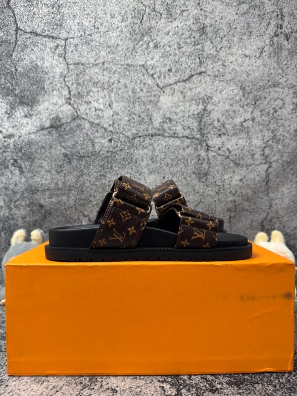 LOUIS VUITTON Sunset