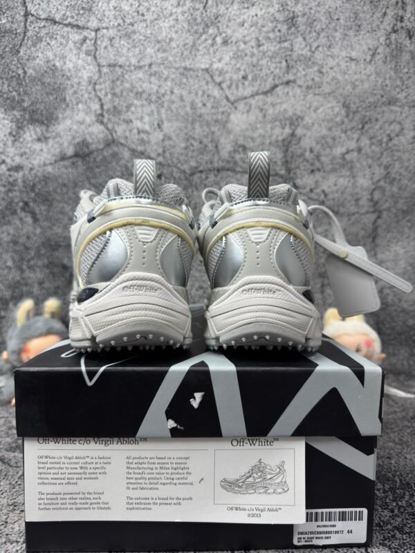 OFF-WHITE Be Right Back Gray Silver