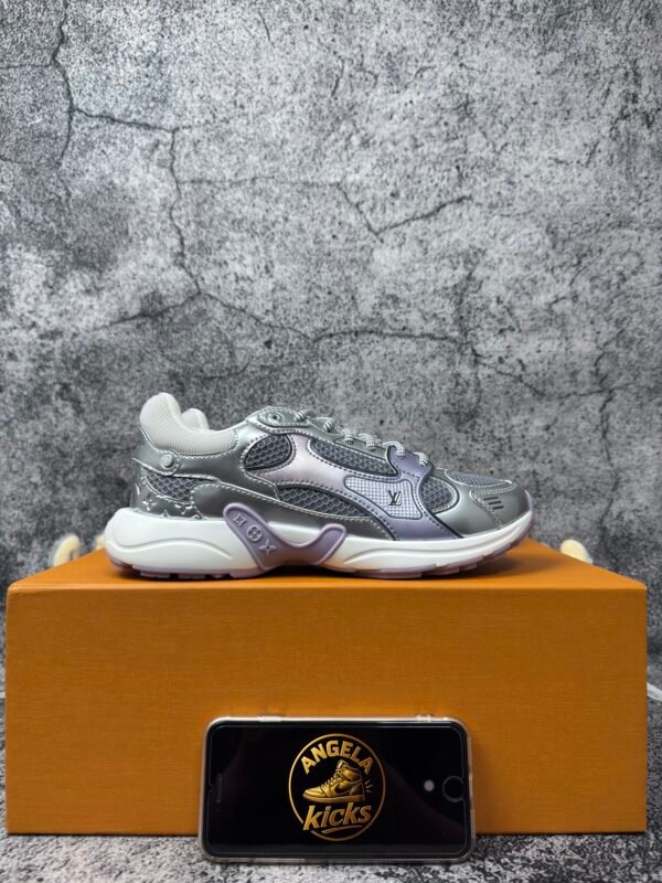 LOUIS VUITTON Olympia Silver purple