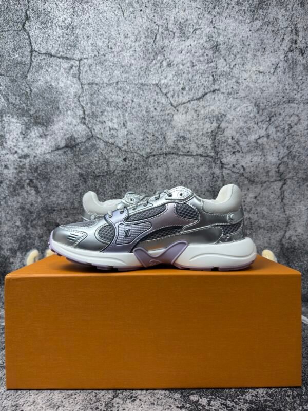 LOUIS VUITTON Olympia Silver purple