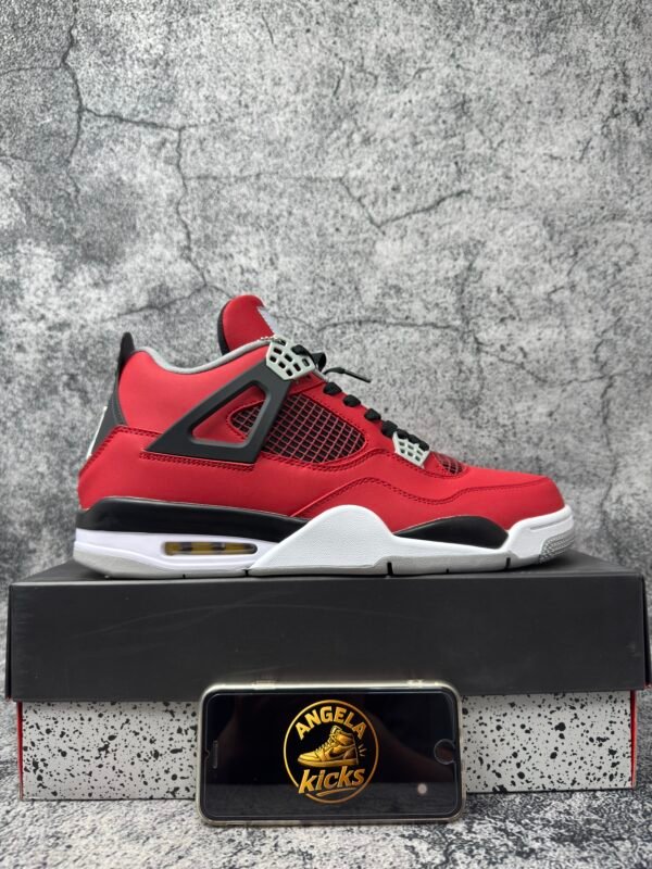 Jordan 4 Retro Toro Bravo