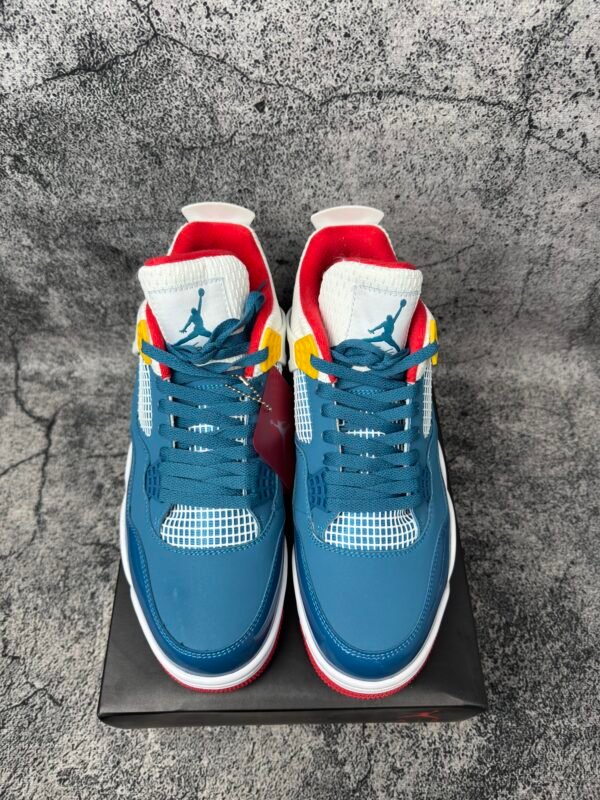 Jordan 4 Retro Messy Room