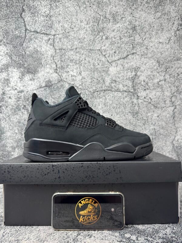 Jordan 4 Retro Black Cat (2025)