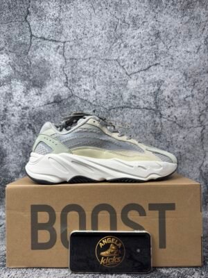 adidas Yeezy Boost 700 V2 Cream
