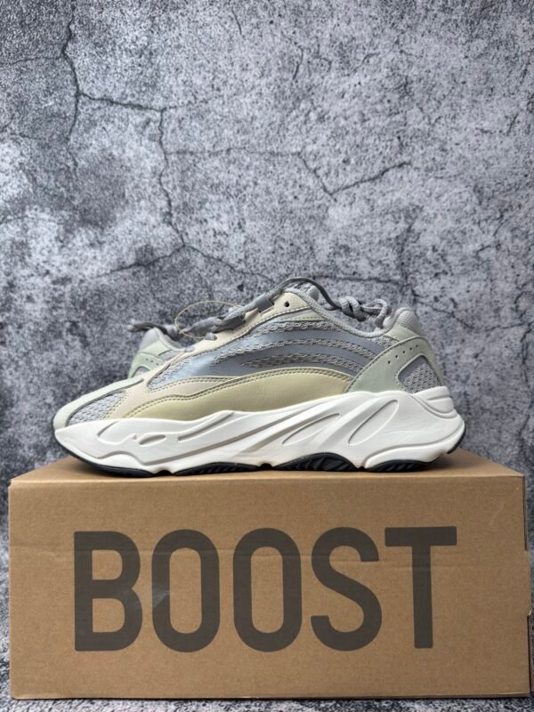 adidas Yeezy Boost 700 V2 Cream
