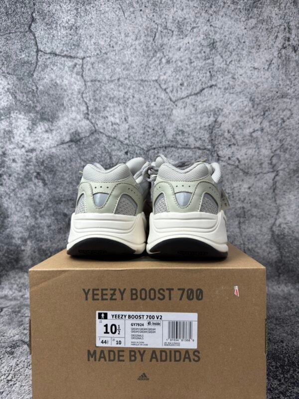 adidas Yeezy Boost 700 V2 Cream