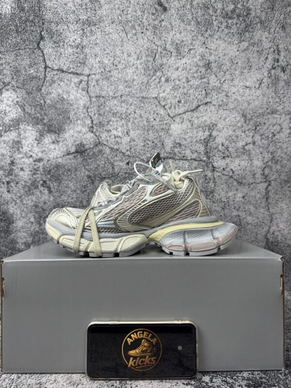 Balenciaga 3XL Off White