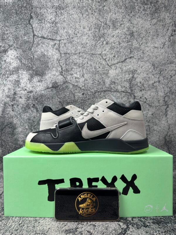 Jordan Jumpman Jack TR Travis Scott x Chase B Black Night Silver