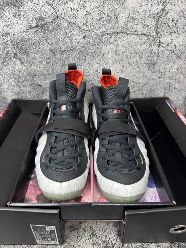 Nike Air Foamposite One Tekken 8 Jin Kazama