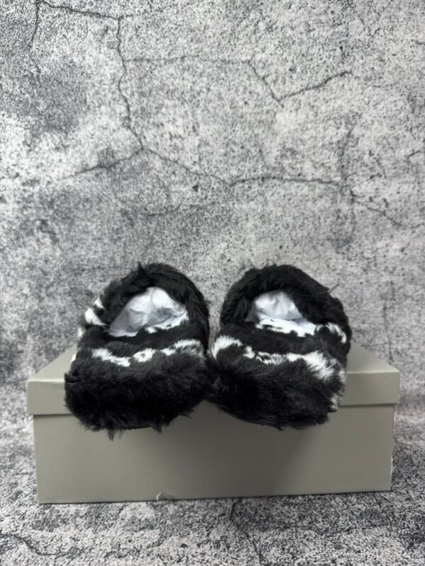 alenciaga Furry Closed AllOver Logo Black