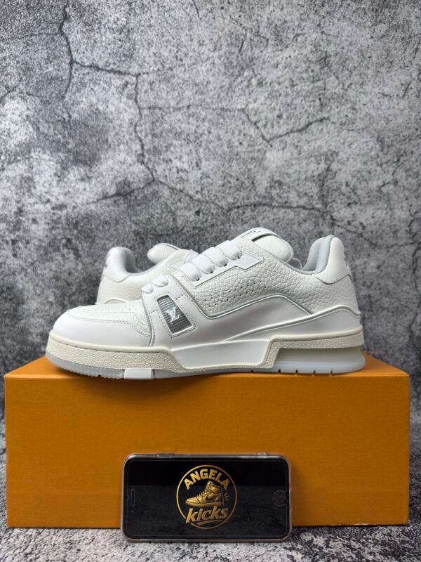 Louis Vuitton Trainer White Grey Signature