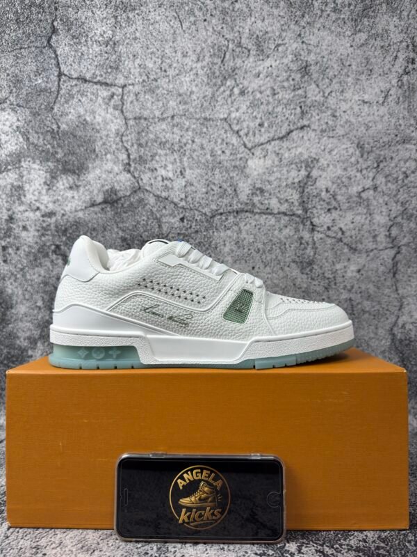 Louis Vuitton Trainer #54